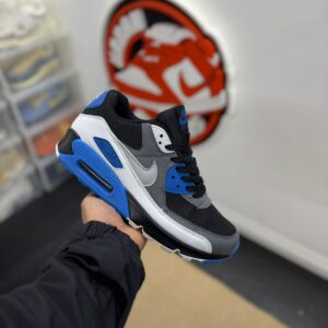 NIKE AIR MAX 90