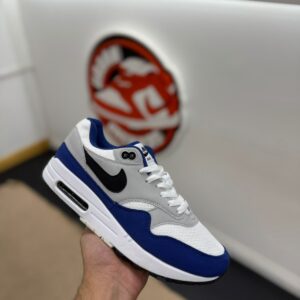 NIKE AIR MAX 1