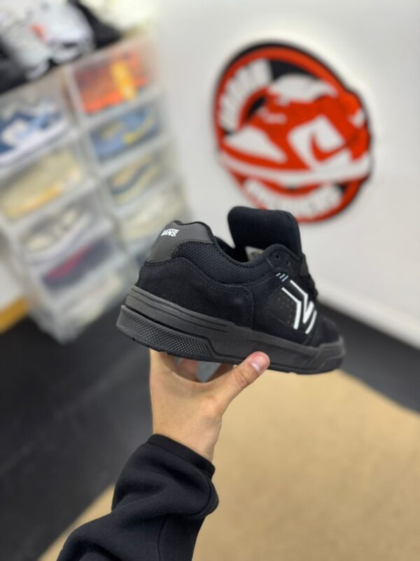 VANS UPLAND BLACK - Image 2